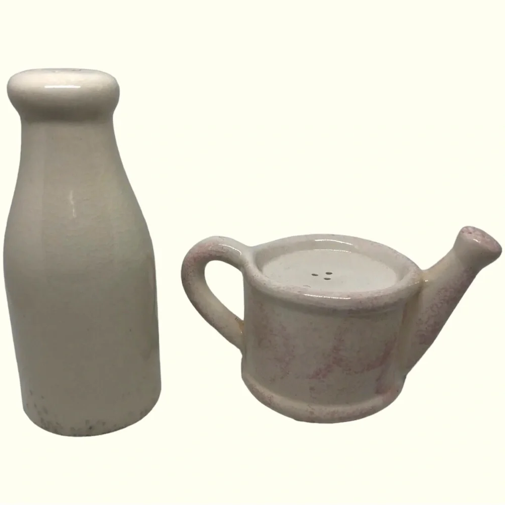 Farmhouse Salt & Pepper Shakers Country Rustic Shabby Chic Farm Life - Picture 2 of 6